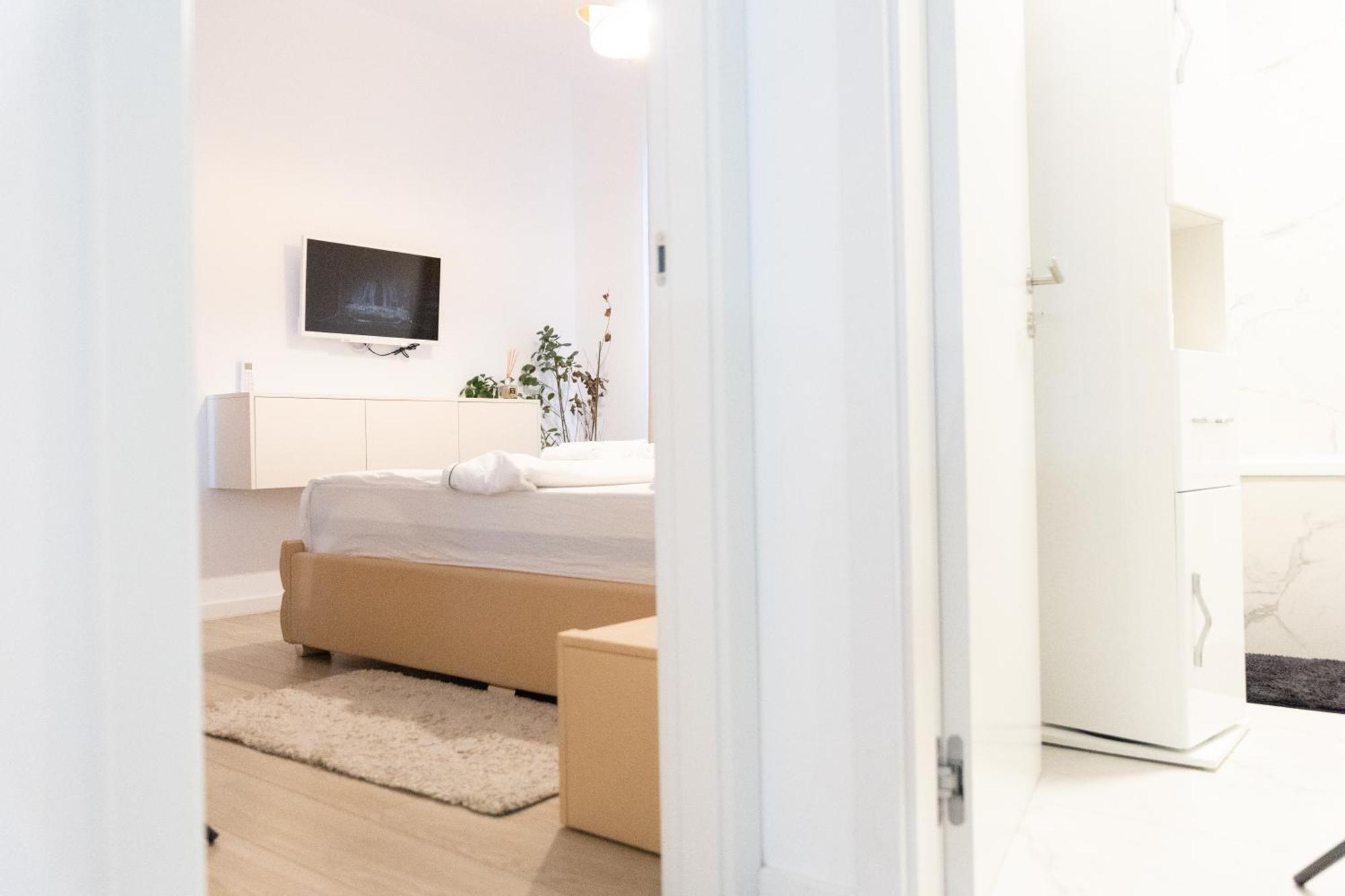 Luxury Brand New Win Herastrau Appartamento